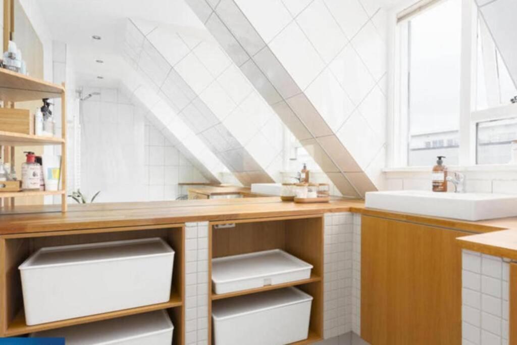 Unique 2 Bedroom Apartment Downtown Reykjavik Luaran gambar